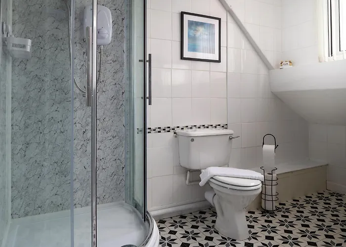 Rosaire Guest House With Private Parking Llandudno