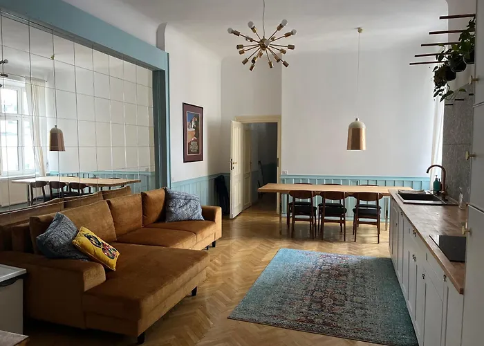 4Th Floor Bed And Breakfast Warszawa