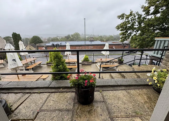 The Clothiers Arms Bed & Breakfast Stroud 