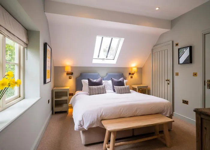 The Bottle & Glass Inn - Garden View - Room 1 Henley-on-Thames