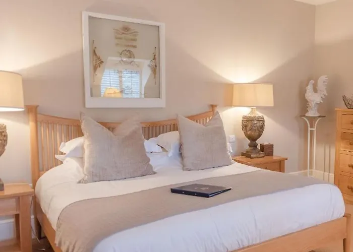The Bell At Hampton Poyle Bed & Breakfast Kidlington