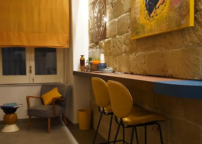 Rooms Around Napoli