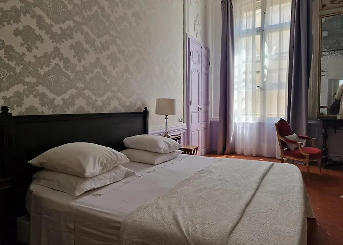 Palais De Luppe, Chambre D'Hotes Arles
