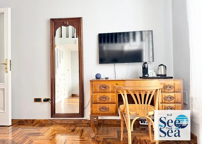 See The Sea B&B Salerno