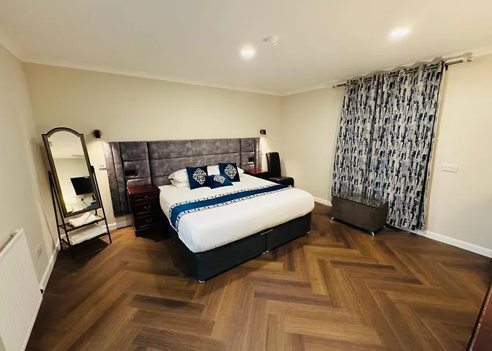 The Royal Hotel Elgin