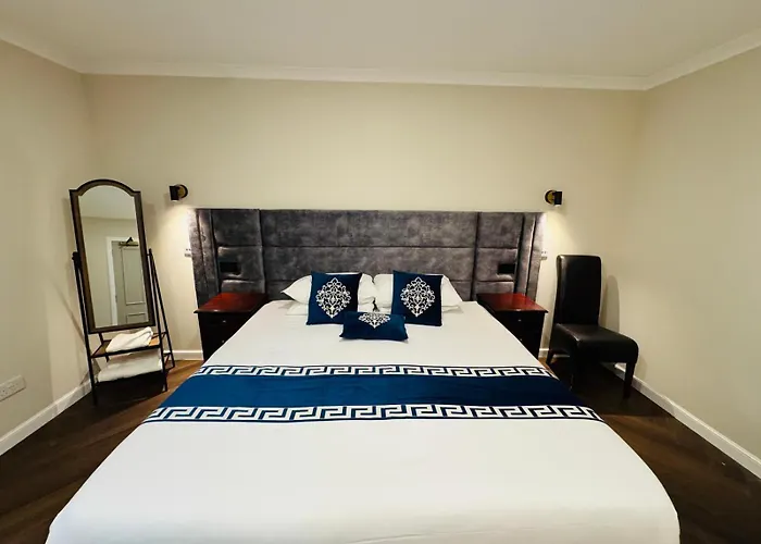 The Royal Hotel Elgin