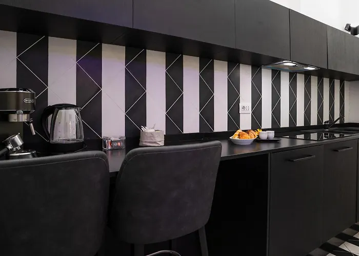 Pulcinella Suite Naples