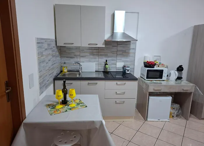 Le Lumìe L' antico Cortile Camere Con Cucina Privata With Private Kitchen Agrigento