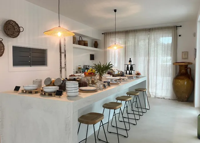 Tenuta Amostuni-Country House