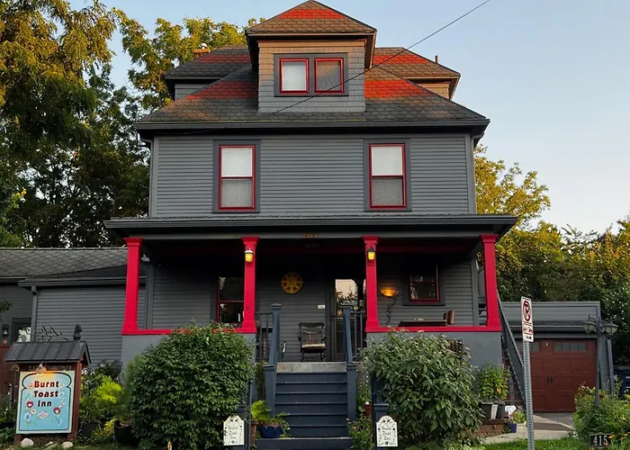 Burnt Toast Inn And Washington House Ann Arbor