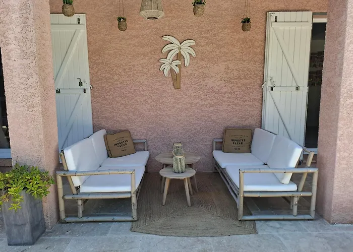 Le Mas Victoria - Chambres d'hôtes avec table d'hôtes-Parking privé ferme Carcasona