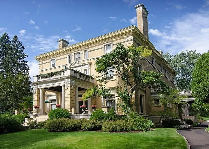 Historic Cotton Mansion By Heirloom Boutique Collection Hotel Duluth