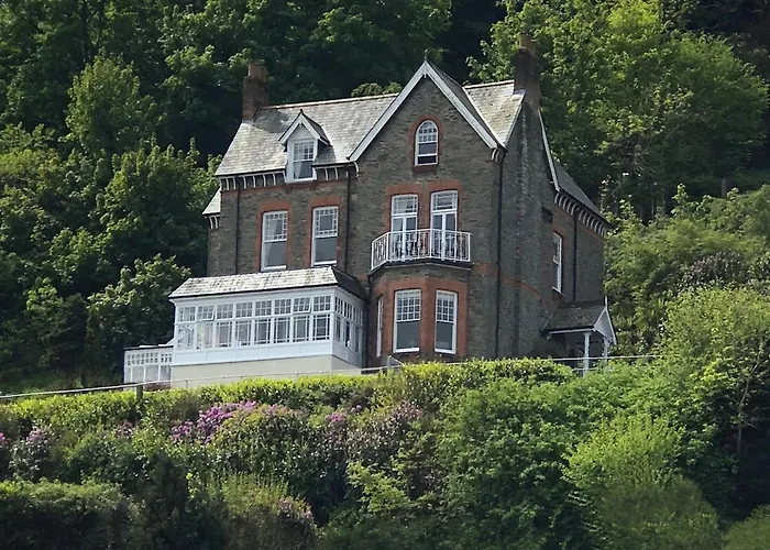 Highcliffe House Bed & Breakfast Lynton