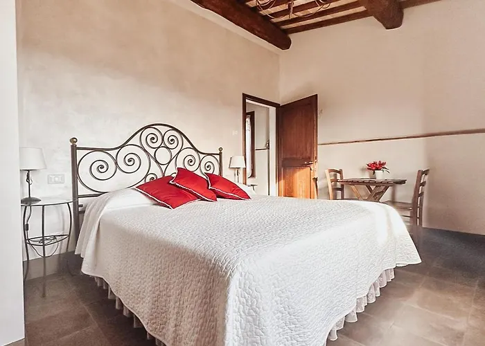 Bed and Breakfast Antica Torre del Borgo Certaldo