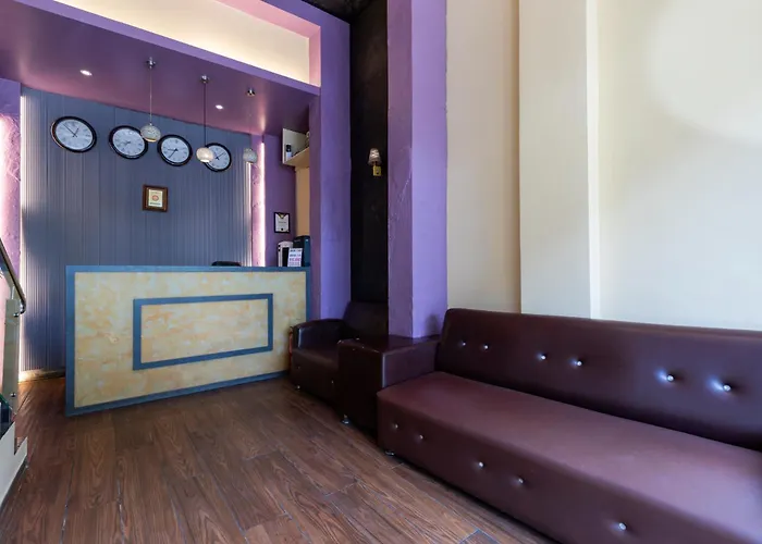 Lotus Grand Mumbai Near International Airport Bed & Breakfast