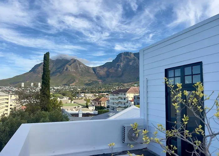Liberty Lodge Guest House Cape Town