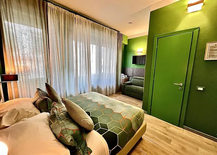 Bobotel Rooms In City Center Florencia