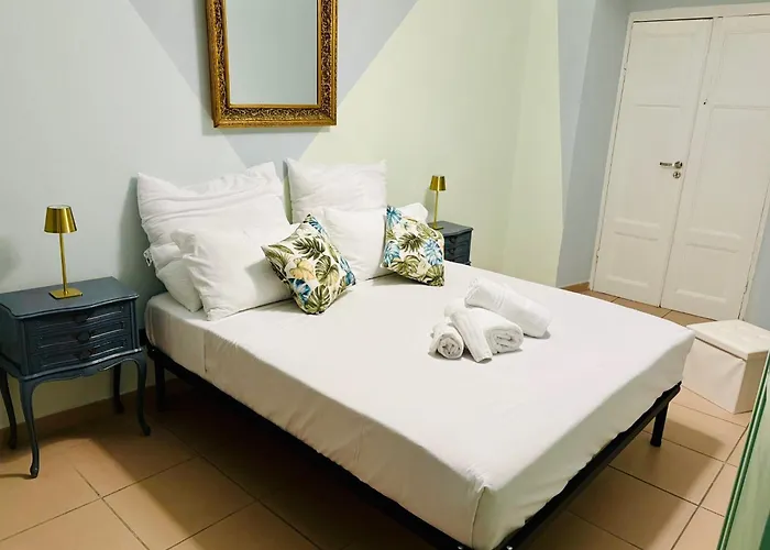 Room Mercedes La Spezia