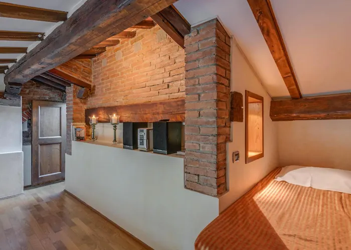 Boutique Hotel In Piazza Della Signoria Florence