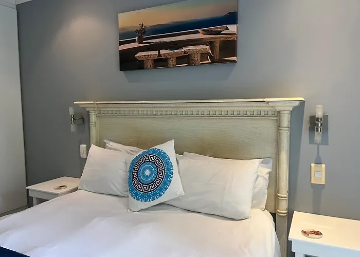 Santorini Guesthouse East London