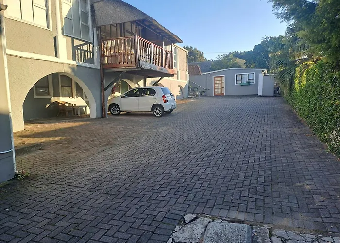 Selborne Bed And Breakfast East London