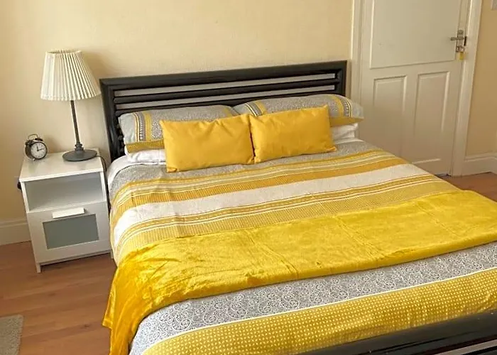 Streatham Common Bed & Breakfast London