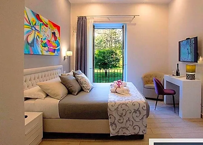 Bed and Breakfast Royal Gardens Caserta