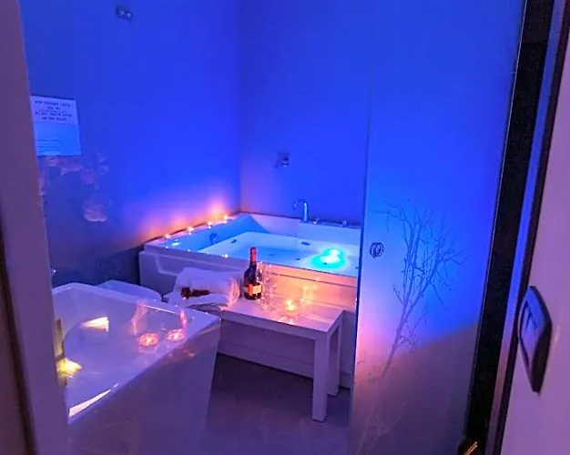 Etnea 208 Luxury Jacuzzi Suite Catania