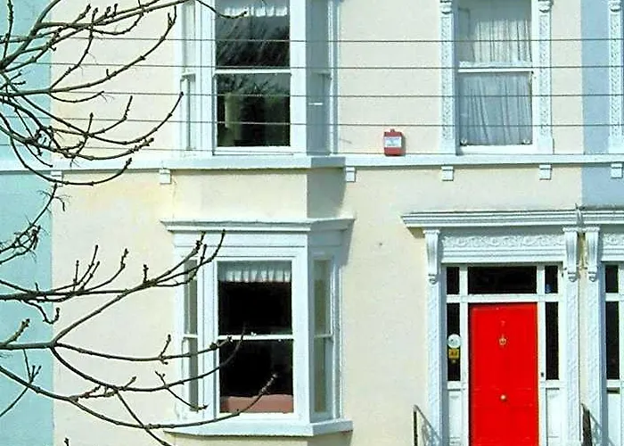 Claremont House Bed & Breakfast Dun Laoghaire