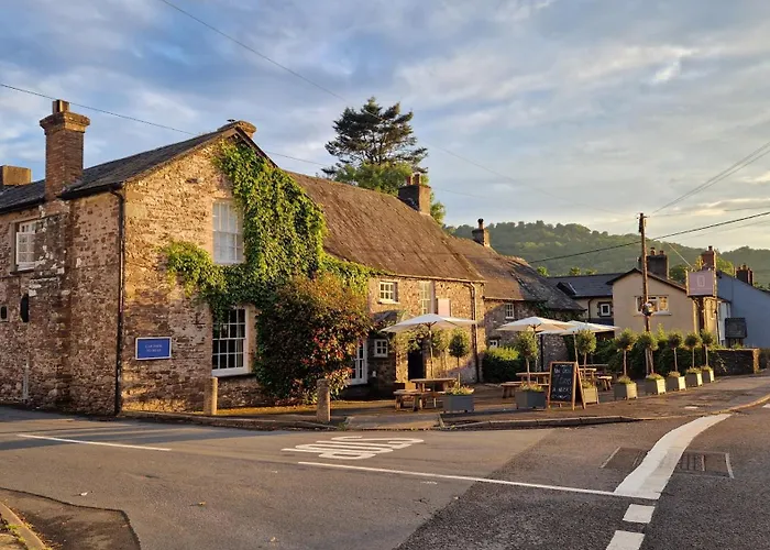 The Bluebell Country Inn, Crickhowell