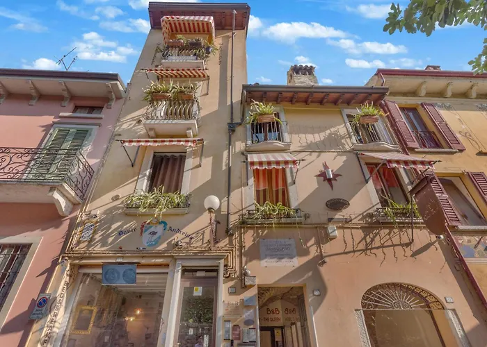 Bed and Breakfast The Tower Of The Old King Desenzano del Garda