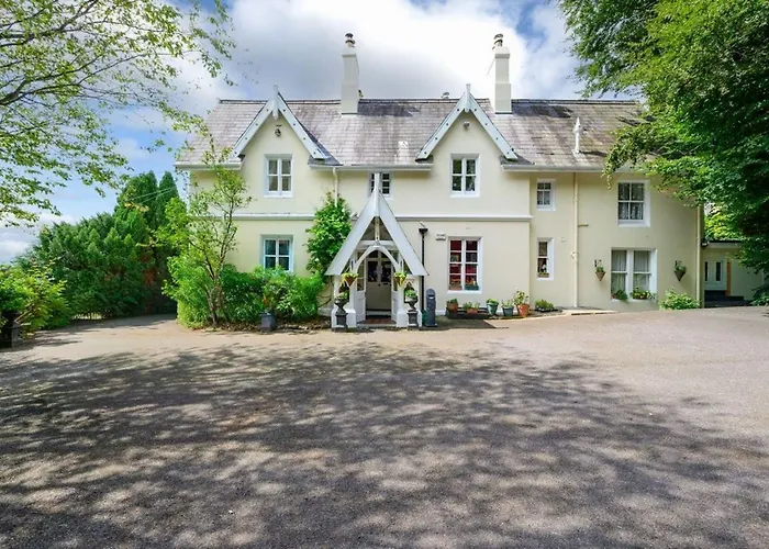 Robin Hill House Cobh