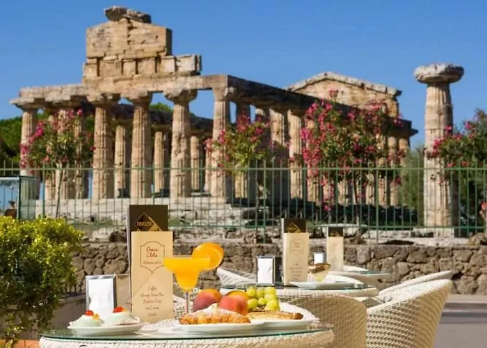Bed and Breakfast Domus Clelia Paestum