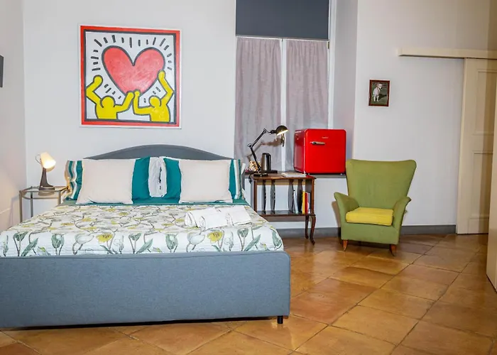 Bed and Breakfast Casa Chiaia Suor Orsola Napoli