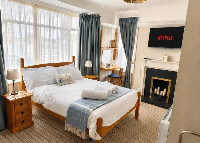 Holly Trees Guest Accommodation Seahouses