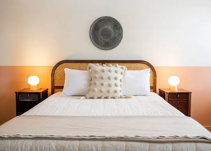 The Vesper Woodstock Bed & Breakfast