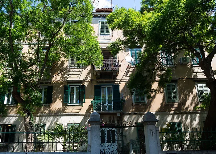 Starlight Luxury Suites Split