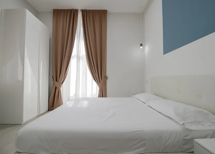 La Chambre Neapel