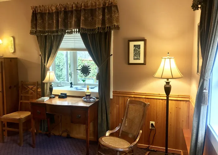 Arden Forest Inn Ashland