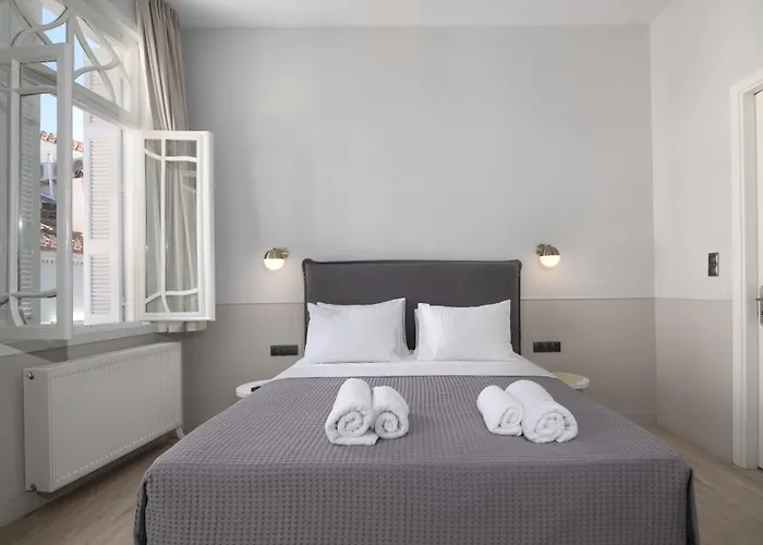 Plaka Arch Suites Athens
