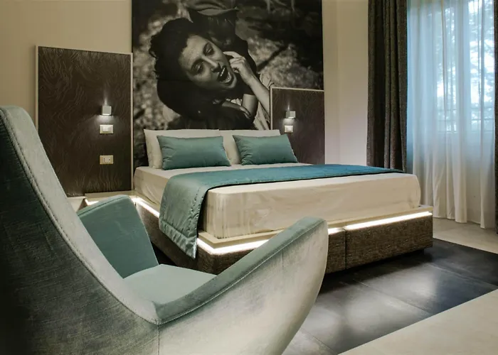 Via Veneto Luxury Suites Rom
