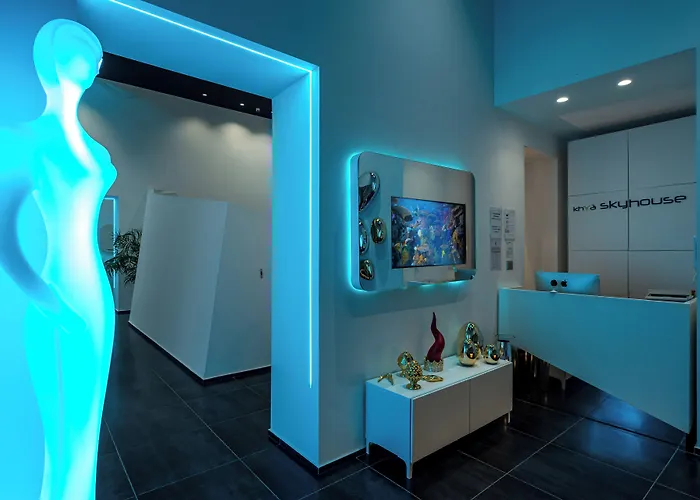 Skyhouse Chiaia Bed & Breakfast Naples