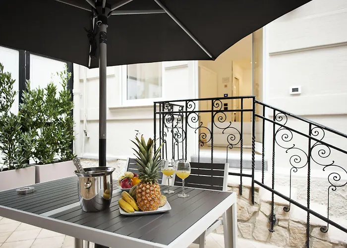 LHP Suite Napoli Parco Margherita