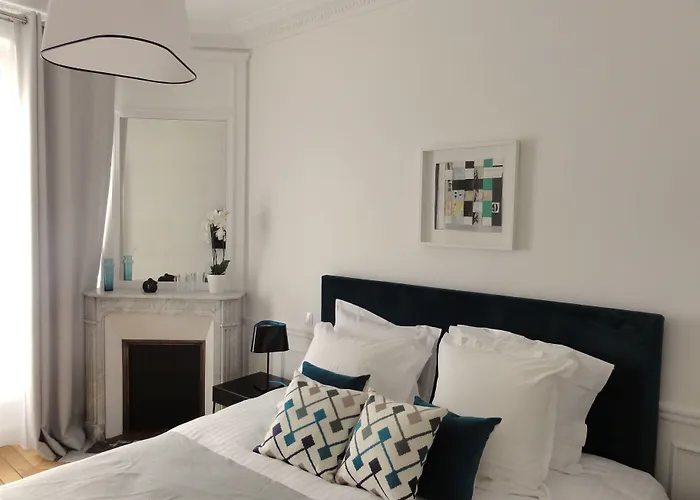 Relais12Bis Bed & Breakfast By Eiffel Tower Paris