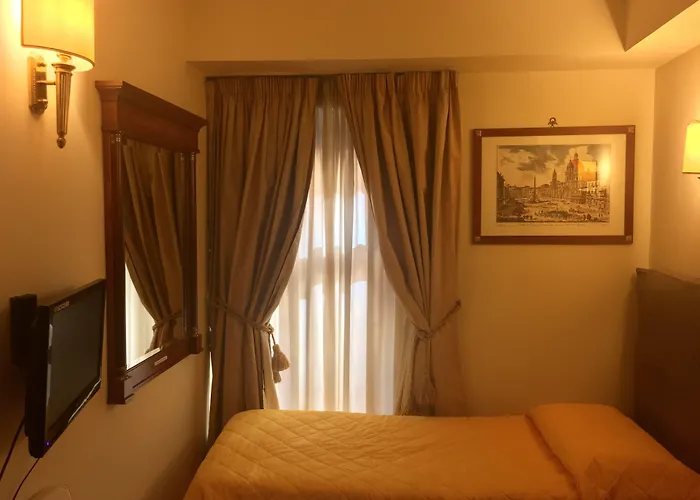 Luxury Rooms H 2000 Roma