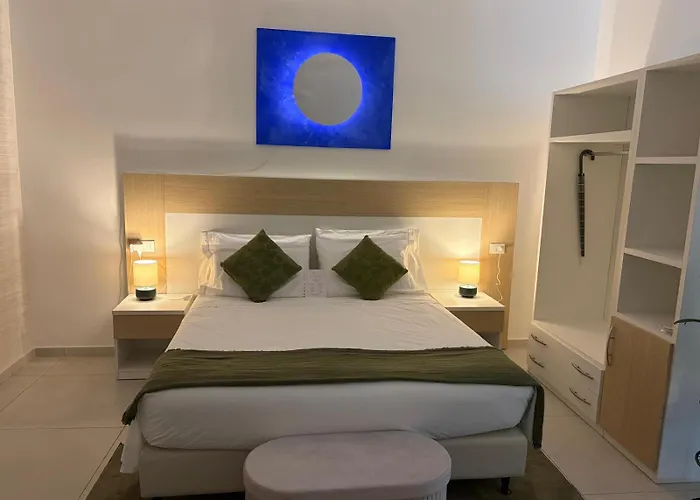 Syraka Design Rooms & Suites Syracuse