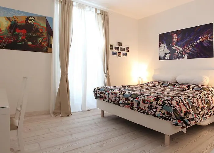 Big Johnny B Bed and Breakfast Rom