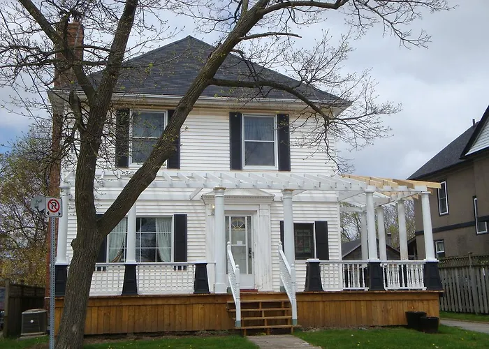 Somewhere In Time Bed And Breakfast Niagara Falls