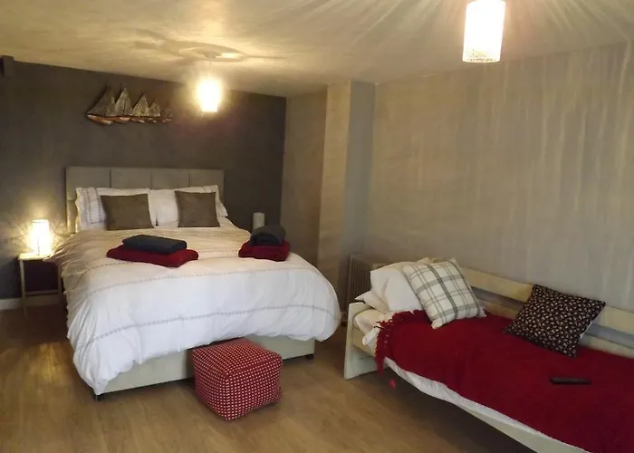 The Swallows Guest House New Quay 