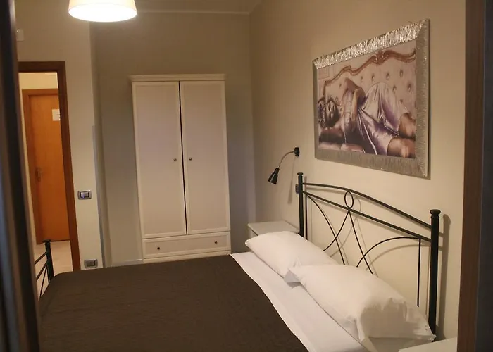 Otto&Mezzo B&B Eboli